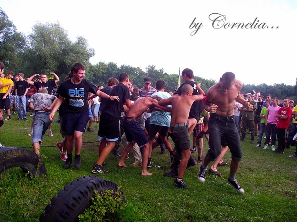 №16, Паша Савонік №16, Паша Савонік